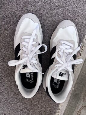 New Balance White Black Low-Profile Sneakers